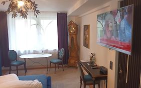 Stilvolles Appartement Im Zentralen Schwabing - Innenstadt